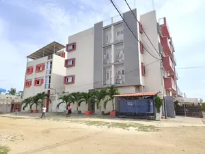 Immeuble R+4 de 25 pièces à vendre à Baguida – 850 millions FCFA — photo 3