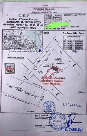 Vente d'une maison à Agoè Legbassito, 2 chambres salon, 454 m², proche du goudron – 22 000 000 FCFA