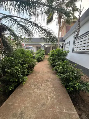 Villa 3 chambres en vente proche du goudron à Avédji Cito – 70 millions FCFA — photo 5