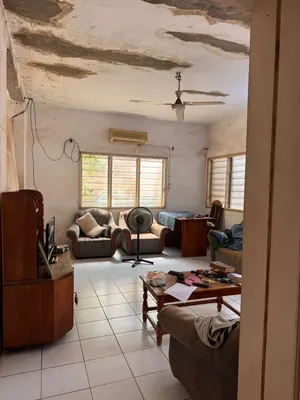 Vente d'une villa à Agbalépédo, angle de rue, 3 chambres + dépendance + 2 pièces, proche du goudron – 47 millions FCFA — photo 3