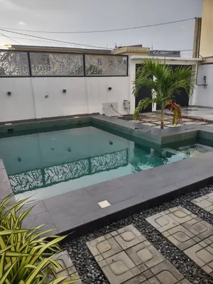 Villa duplex meublée 3 chambres à louer à Baguida – à partir de 500 000 FCFA — photo 2