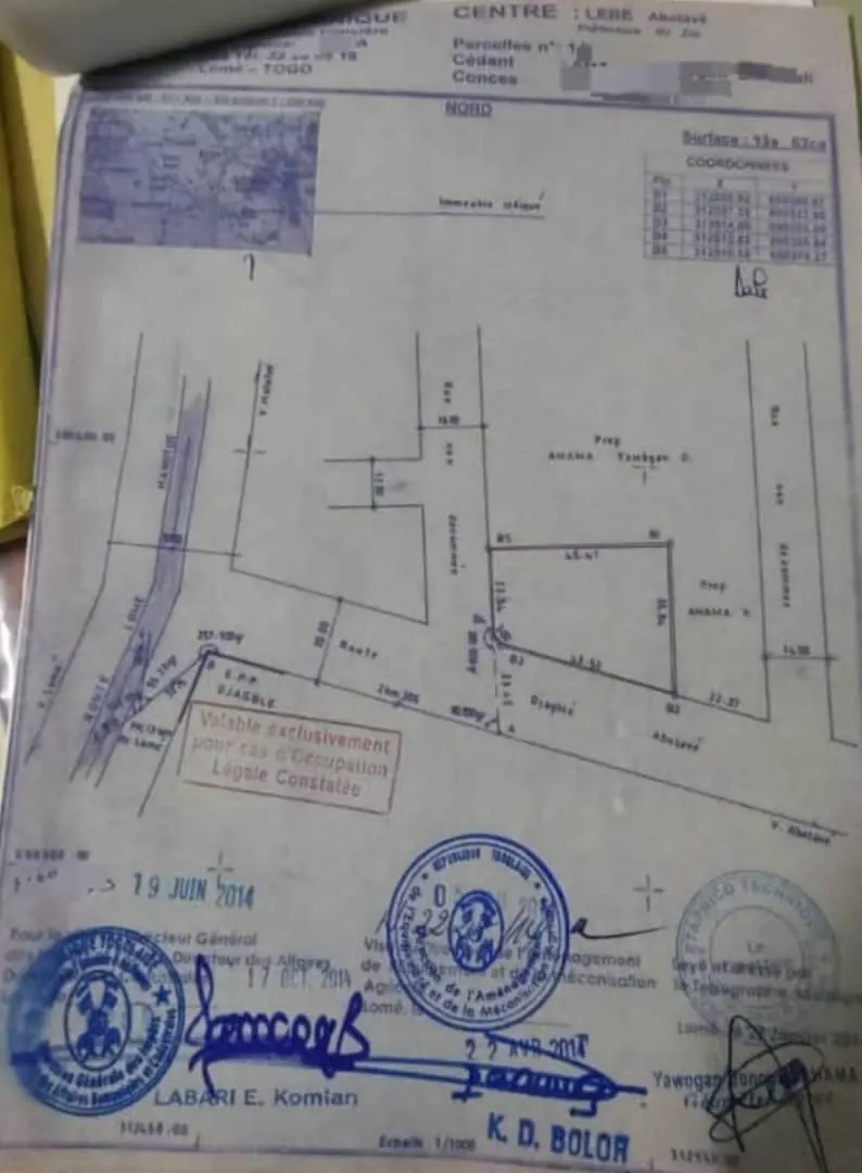 Terrain 2 lots ¼ de 1250 m² en vente à Djagblé Abolave – 25 millions FCFA