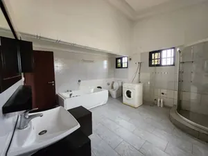 Villa duplex 6 chambres à vendre à Novissi – 400 millions FCFA — photo 3