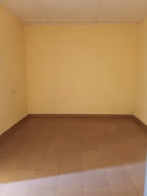 Location d'une maison à Sanguéra, chambre salon avec cuisine interne, terrasse, garage – 40 000 FCFA/mois — photo 7