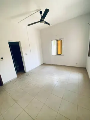 Location ou vente d'une villa à Kégué Somayaf, 5 chambres, angle de rue, à 50 m du goudron – 400 000 FCFA/mois ou 250 millions FCFA — photo 7