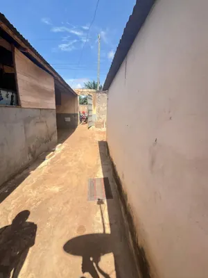 Maison 5 pièces en vente à Amadahomé – 25 millions FCFA — photo 3