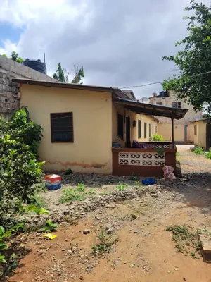 Vente d'une maison à Adidogomé Sagbado, 2 pièces, demi-lot – 18 500 000 FCFA à revoir — photo 4