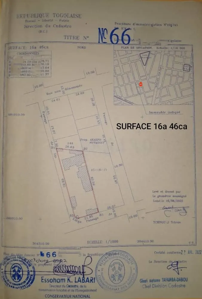 Terrain 1646 m² en vente en angle de rue à Noukafou Gakpoto – 250 millions FCFA