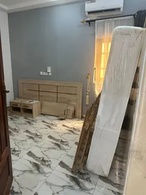 Vente d'une villa à Ségbé Akato Démé, récente, sur 300 m², avec dépendance, jardin et garage 4 voitures – 65 millions FCFA négociable — photo 7