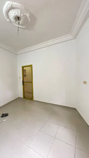 Location d'un appartement à Amadahomé Foyer des Jeunes, 2 pièces, rez-de-chaussée, cour unique – 90 000 FCFA/mois — photo 11