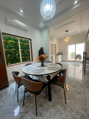 Villa duplex meublée avec piscine à louer à Nyékonakpoè – 1 500 000 FCFA — photo 4