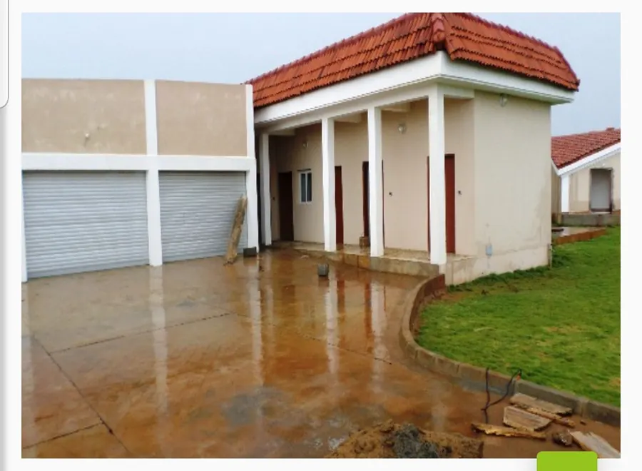Villa 5 pièces meublée en vente à Baguida Cité Baie des Anges – 600 millions FCFA