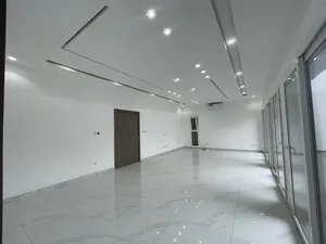 Villa duplex 5 chambres avec piscine à louer à Agbanlepedo proche du goudron – 1 200 000 FCFA/mois — photo 4