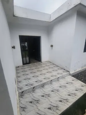 Villa 4 chambres en location à Tokoin Forever – 500 000 FCFA — photo 3