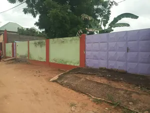 Maison 6 pièces en vente sur 1 lot à Amadahomé – 45 millions FCFA