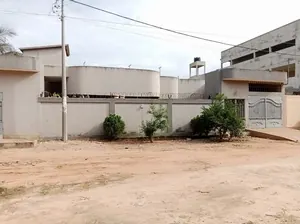 Villa 3 chambres 300 m² à vendre à Agoé-Légbassito Madjikpeto – 60 millions FCFA