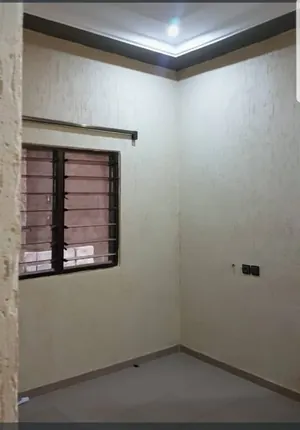 Maison de location à vendre en angle de rue à Zanguéra – 55 millions FCFA — photo 4