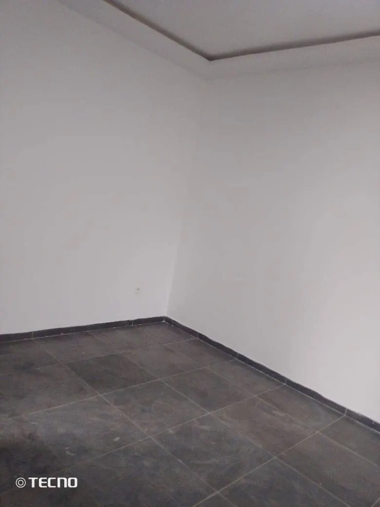 Villa 4 chambres à louer à Tokoin Forever – 500 000 FCFA