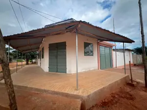 Mini villa 2 chambres en vente à Zanguera – 22 millions FCFA