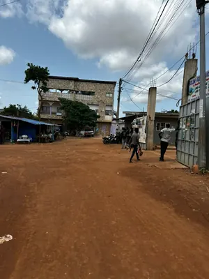 Terrain clôturé 1 lot (600 m²) avec titre foncier en vente à Agoè Fil'O PAC – 57 000 000 FCFA — photo 5