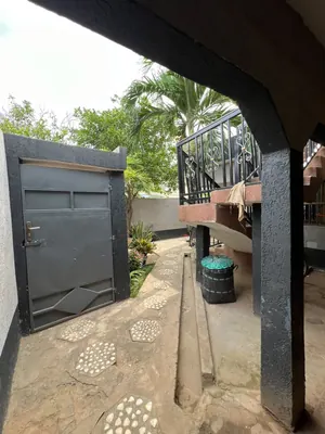 Vente d'une villa à Agoè Sogbossito, 3 chambres, sur 300 m², titre foncier personnel – 43 millions FCFA — photo 2