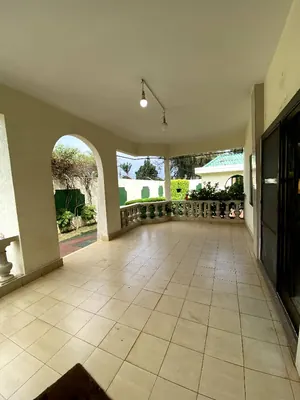 Villa 3 chambres à louer à Forever – 500 000 FCFA/mois — photo 3