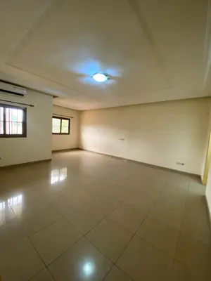 Location d'une villa duplex à N'Kafou, 5 chambres, avec jardin, climatisée – 650 000 FCFA/mois — photo 15