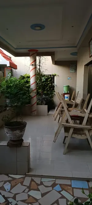 Vente d'une maison à Bè Kpehenou, 8 chambres, 5 boutiques, 453 m², en bordure de route principale – 140 millions FCFA — photo 3