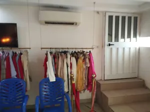 Location d'une boutique à Tokoin Ranco, bord du goudron, avec bureau et sanitaire – 180 000 FCFA/mois — photo 8