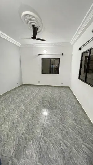 Villa 6 chambres meublée avec piscine à vendre à Agodeka – 150 millions FCFA