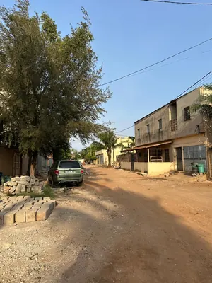 Terrain 300 m² en vente à Léo 2000-Telessou – 28,5 millions FCFA — photo 3