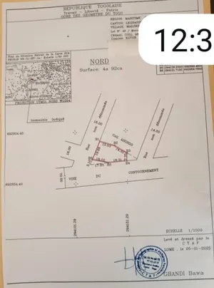 Terrain à vendre en bordure de la route du grand contournement à Legbassito / Zovadjin – 35 millions FCFA