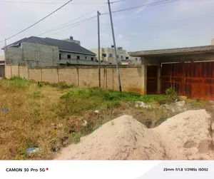 Terrain 900 m² en vente en bordure de goudron à Agoè Legbassito – 70 millions FCFA — photo 2