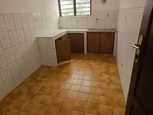 Immeuble triplex 242 m² en angle de rue à vendre en bordure de grande route à Adidogomé Franciscains – 95 millions FCFA — photo 8