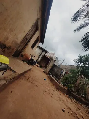 Maison 6 pièces à vendre à Sagbado Logoter Marché – 8,5 millions FCFA — photo 4