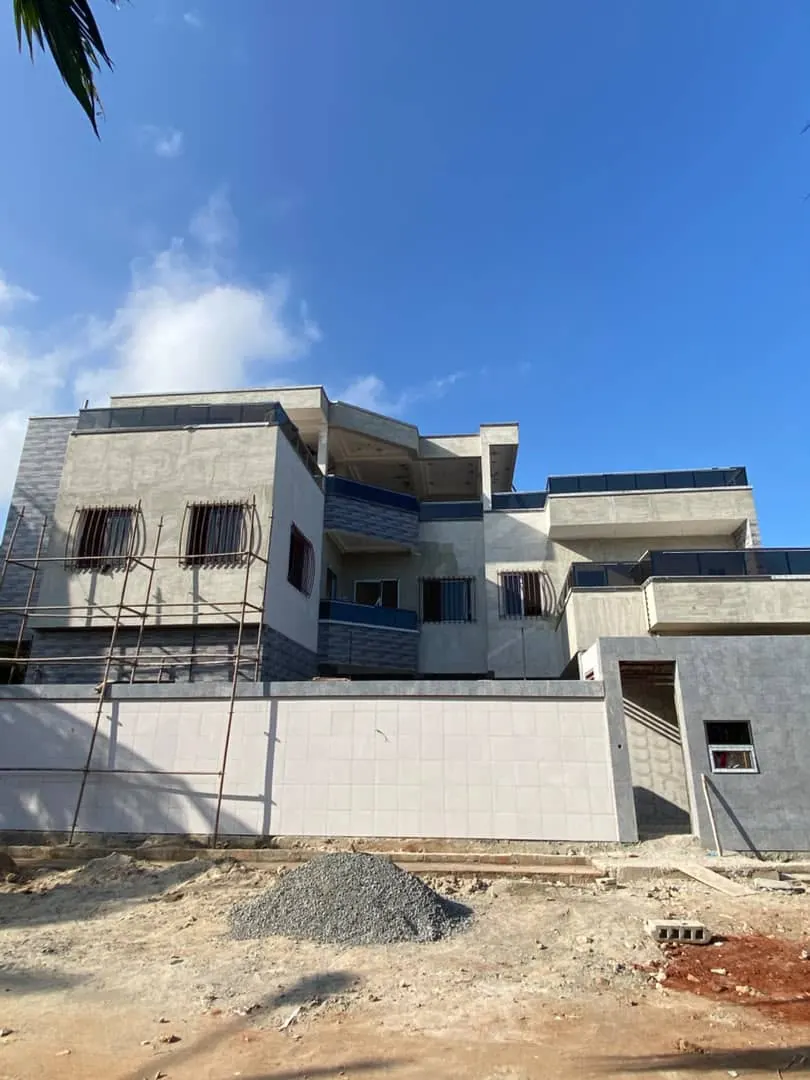 Villa 300 m² en vente à Agoè Plateau – 160 millions FCFA