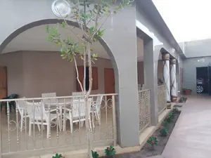Villa basse 4 chambres à vendre en angle de rue sur 900 m² à Agoè Léo 2000 – 325 millions FCFA — photo 5