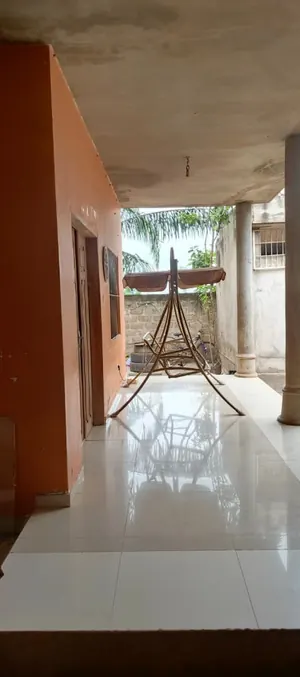 Villa 2 chambres en vente à Legbassito – 45 millions FCFA — photo 1