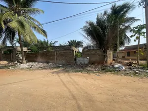 Villa inachevée 3 chambres à vendre en angle de rue à Avenou – 45 millions FCFA — photo 5