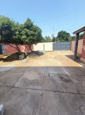 Location d'une villa duplex à Agoè, 7 chambres, 2 lots, proche du goudron – 950 000 FCFA/mois — photo 5