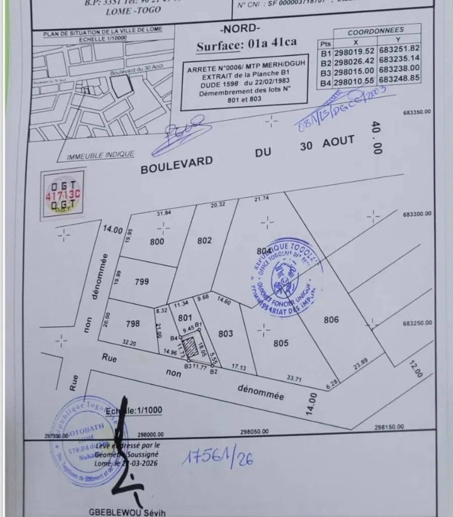 Maison 2 chambres avec boutique à vendre à Adidogomé derrière Supermarché Champion – 18 millions FCFA