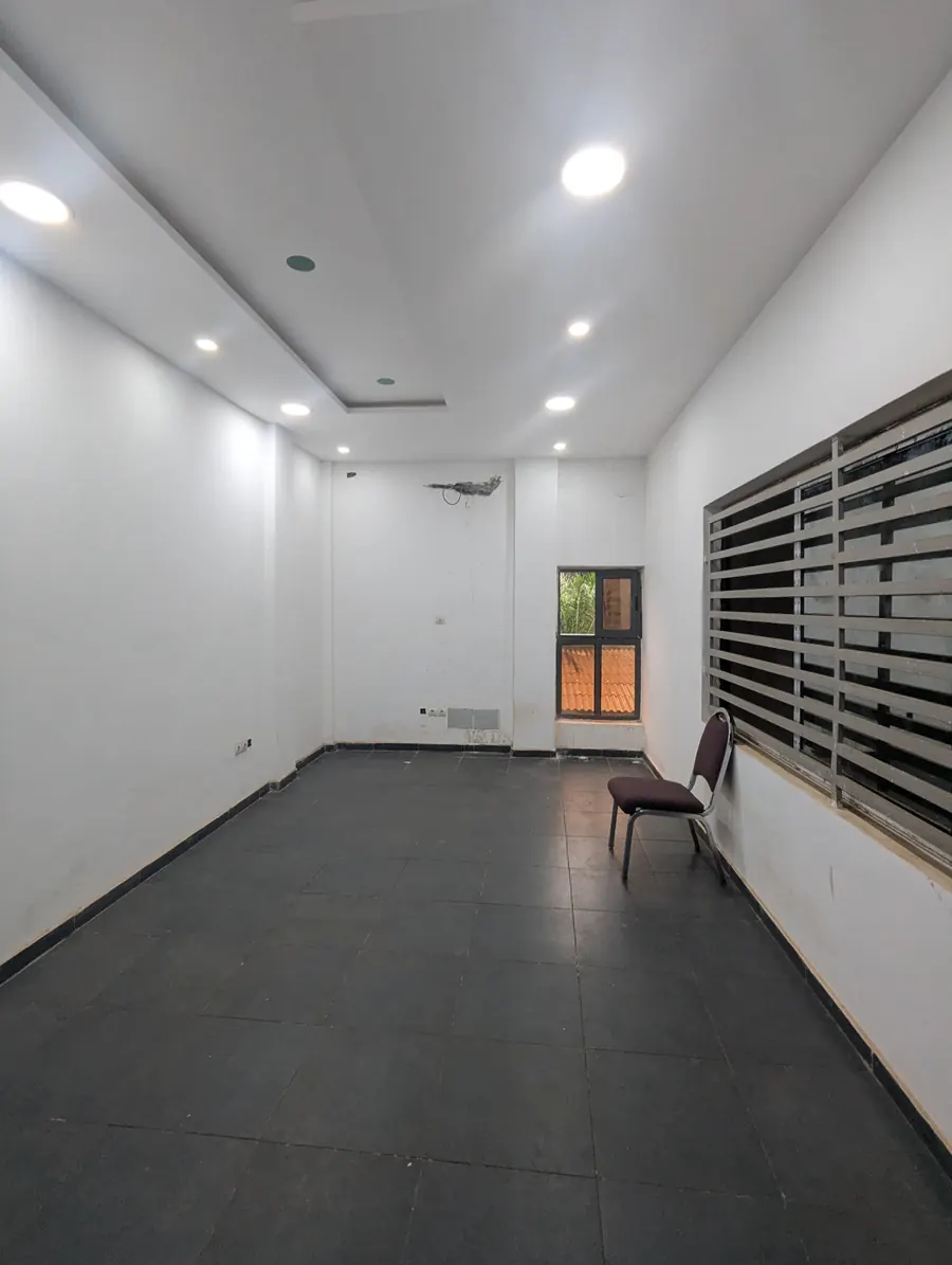 Immeuble R+1 en vente à Agoè 02 Lions – 133 millions FCFA