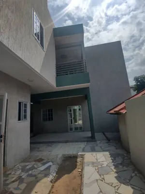 Villa 6 pièces à louer à Agbalepedo Cours Lumière – 600 000 FCFA — photo 3