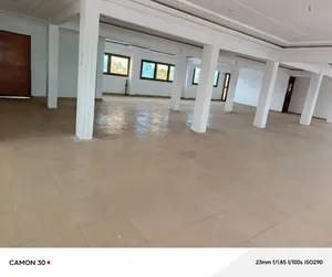Boutique 334 m² à louer en angle de rue à Tokoin Ramco – 500 000 FCFA/mois — photo 3