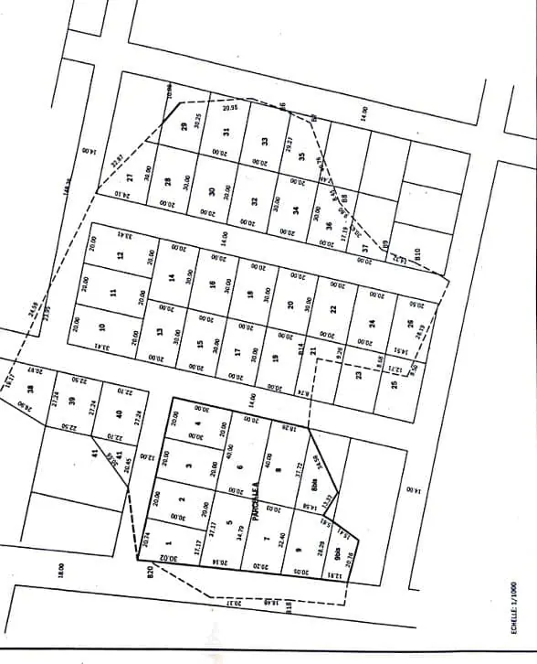 Terrain demi-lot en vente à Zanguerra – 10 millions FCFA