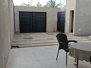 Vente d'une villa à Agoè Sogbossito, R+1, neuve, demi-lot, accès goudron – 55 millions FCFA — photo 4