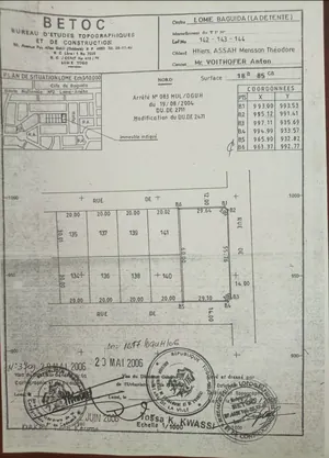 Terrain 3 lots en vente à Baguida – 130 millions FCFA