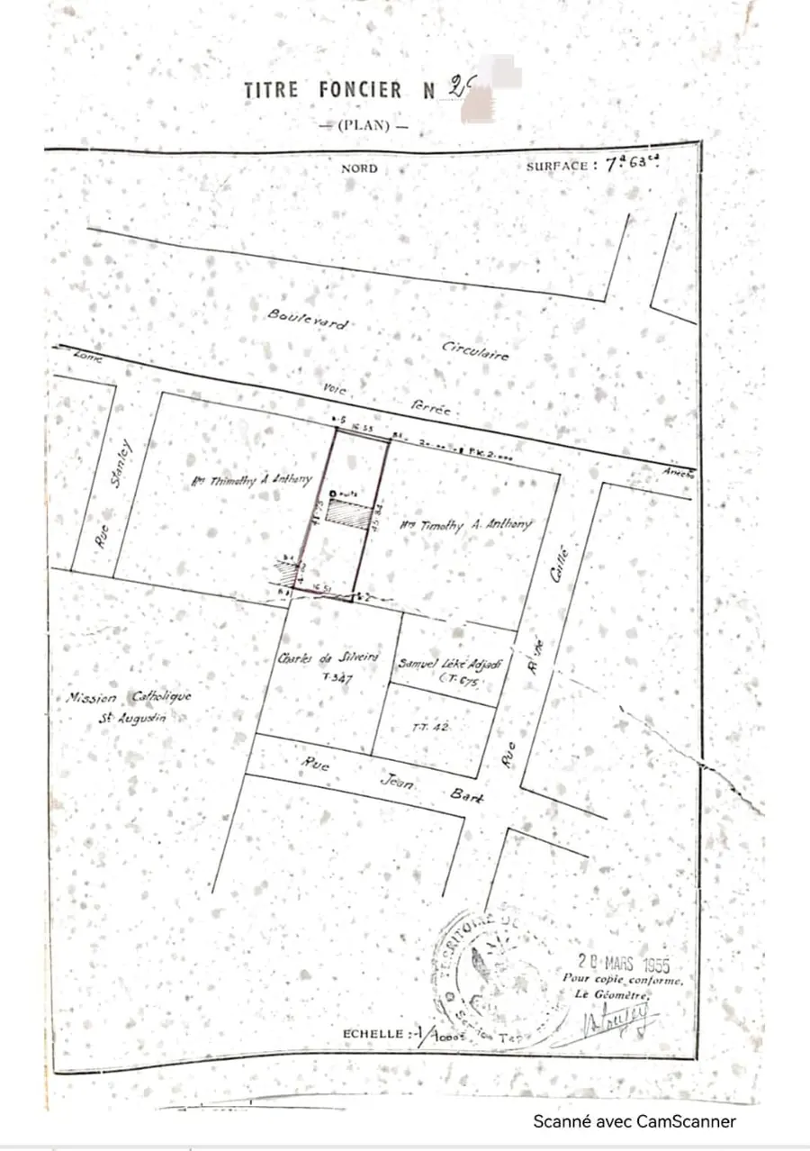 Terrain 763 m² en vente au bord du boulevard en centre ville à Dékon – 700 millions FCFA