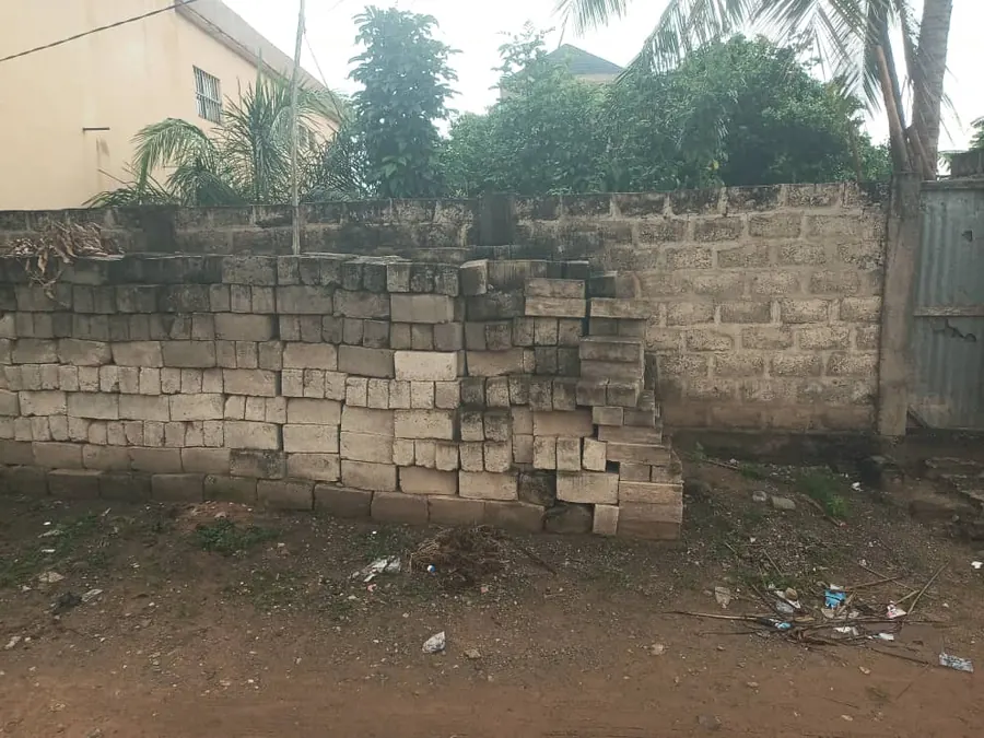 Terrain 234 m² en vente clôturé à Avedji Ametossimé Sun City – 28 000 000 FCFA