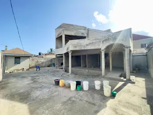 Villa inachevée 4 chambres à vendre à Kpogan Dumé Lambou – 26 millions FCFA
